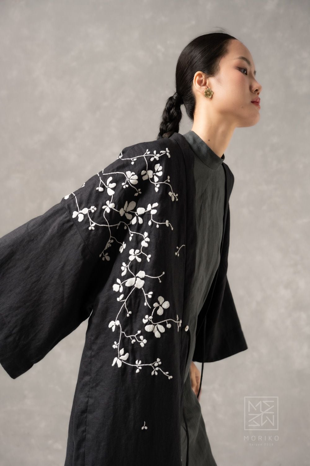  Áo khoác Thi, thêu hoa tuyết (áo khoác linen 2 lớp) 