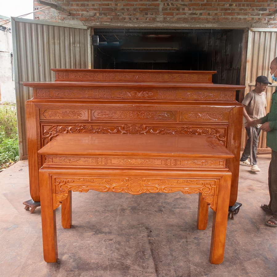 Bàn thờ gia tiên 2 tầng gỗ mít kích thước 217x107x127cm – La Xuyên Vàng