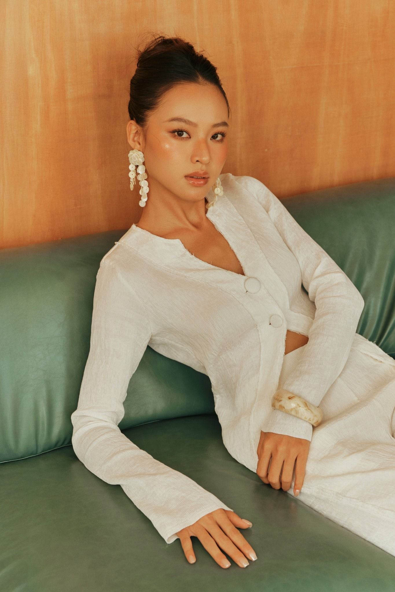 Wild Pleats Top | Áo Khoác Xé Vải