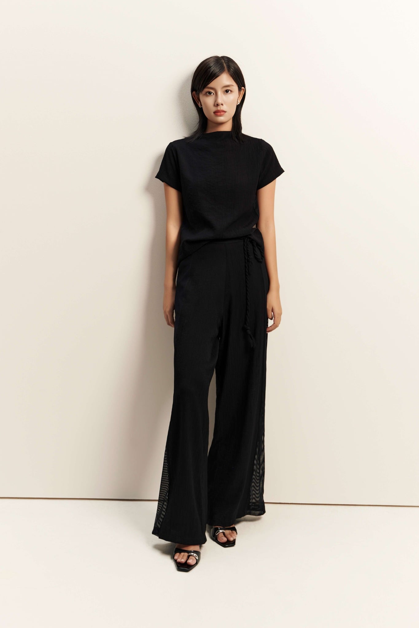 Wrinkle Pants | Quần Dài Ráp Vải