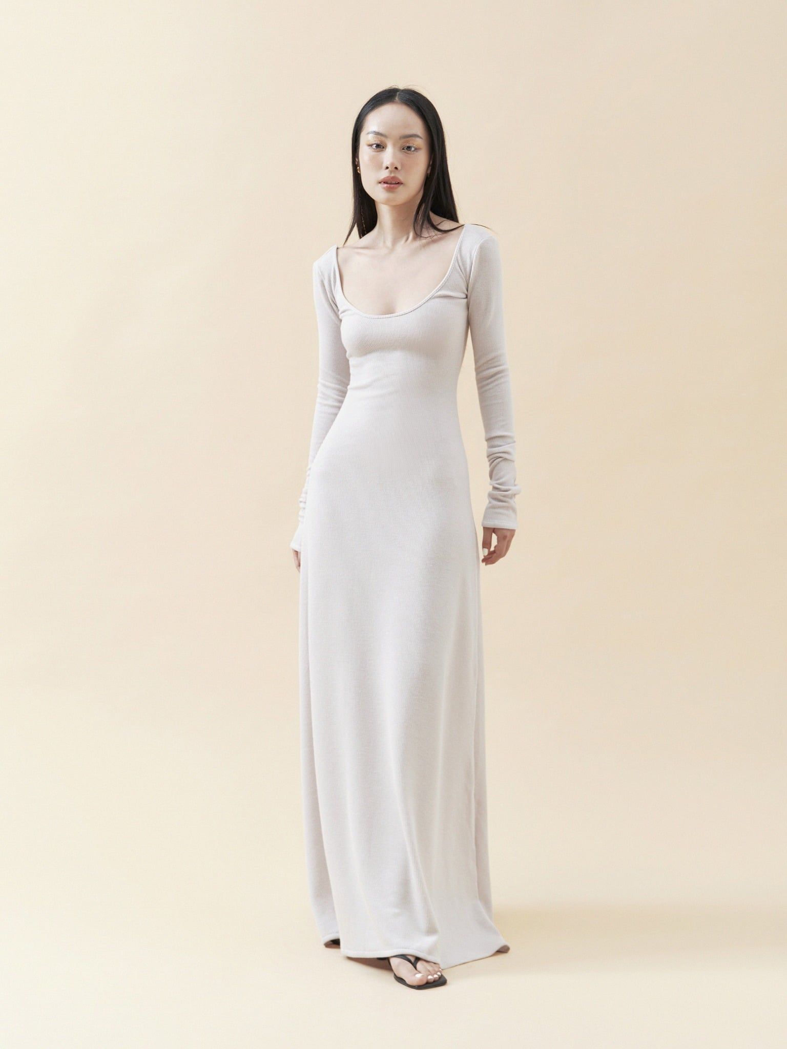 Orchid White Dress | Đầm Tay Dài Dáng Ôm