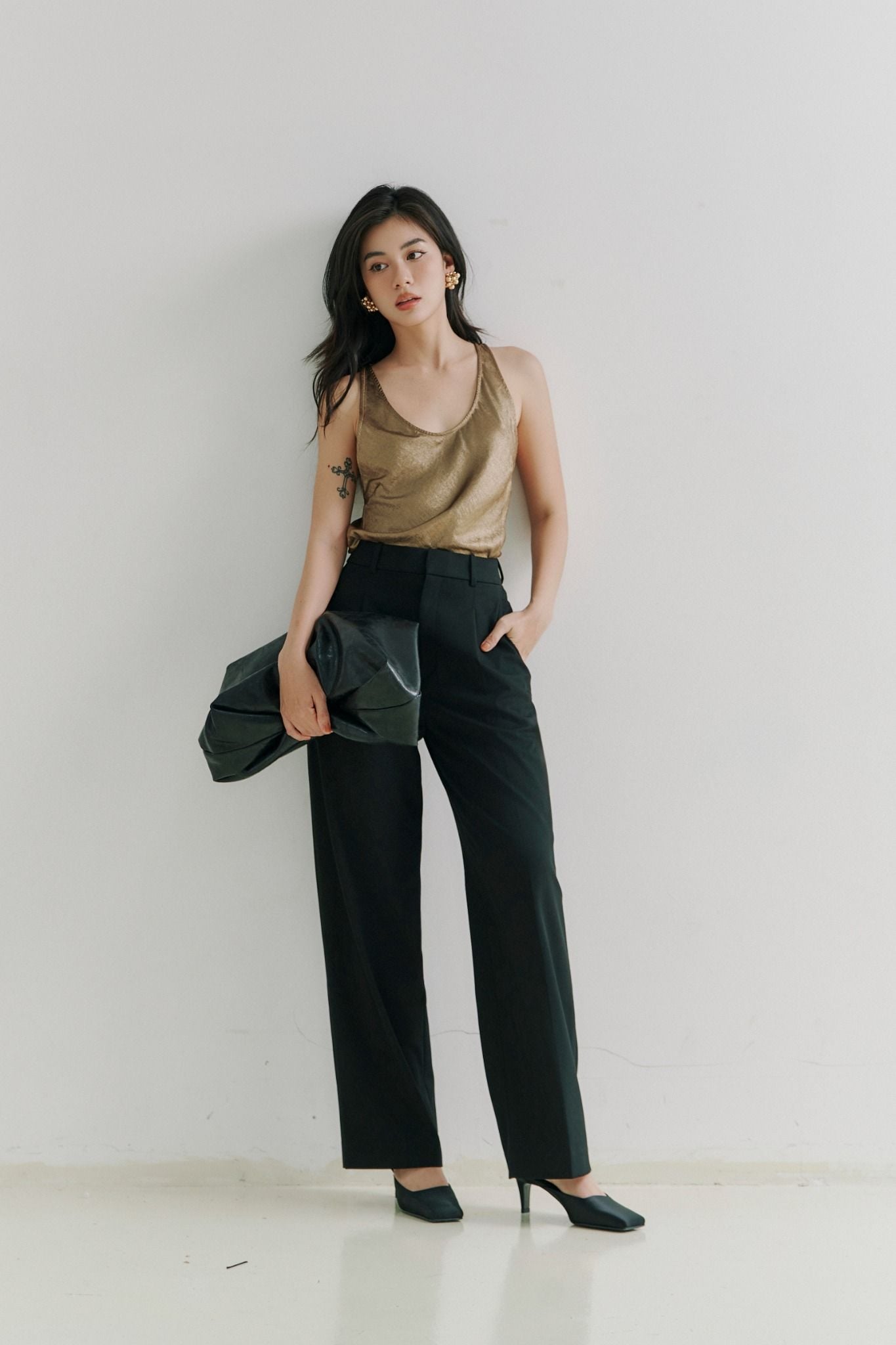 Pleated Trousers | Quần Ống Suông Xếp Li