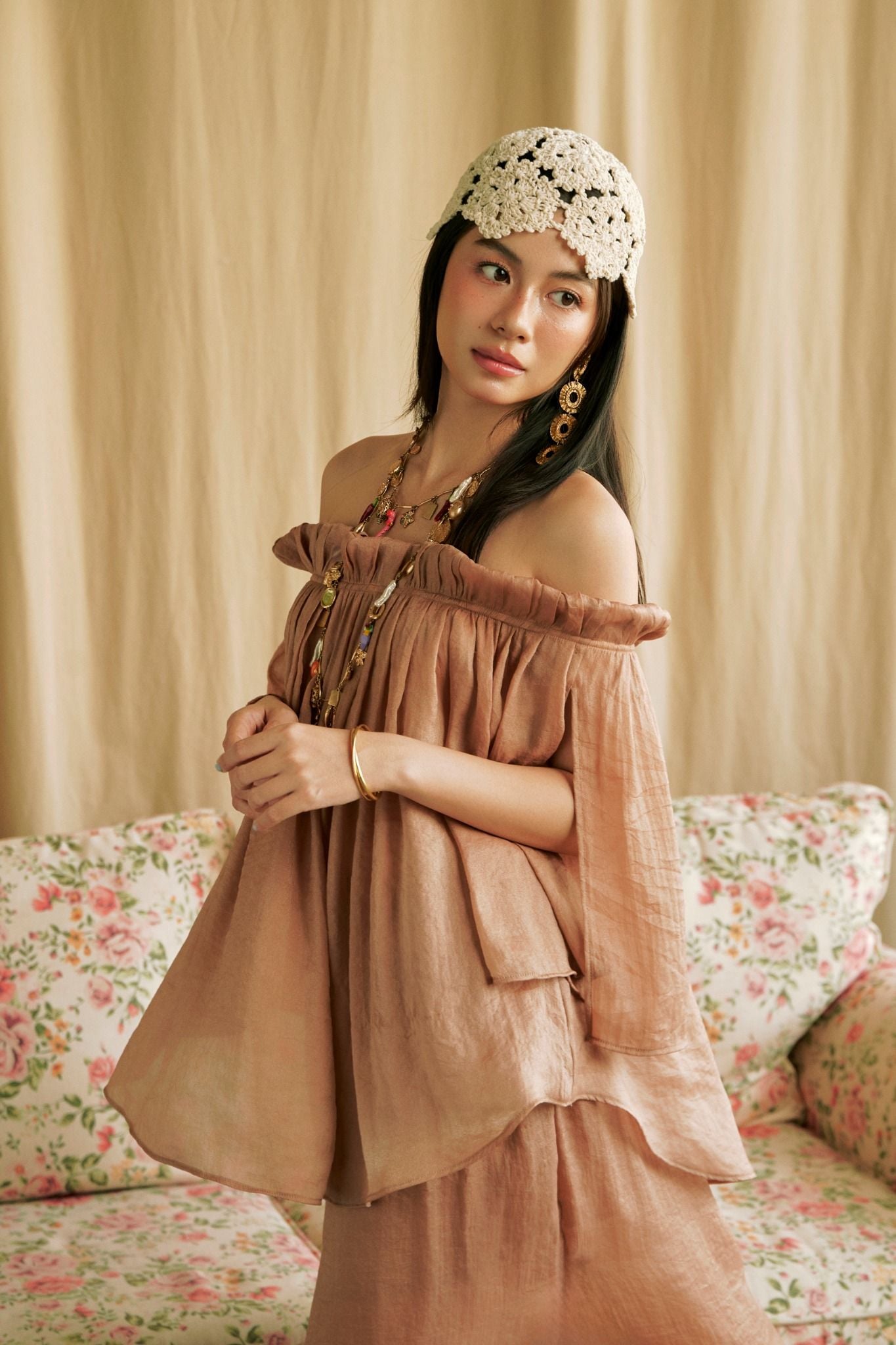 Moonlit Top | Áo Trễ Vai Xẻ Tay