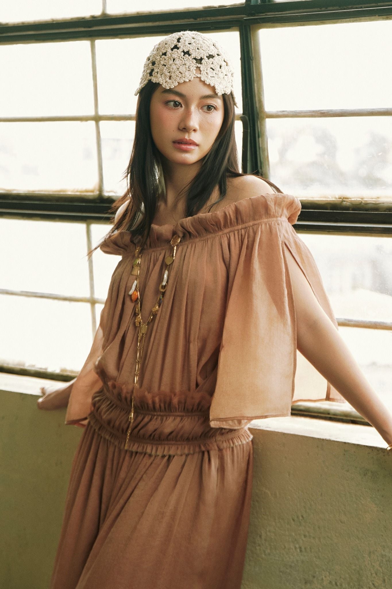 Moonlit Top | Áo Trễ Vai Xẻ Tay