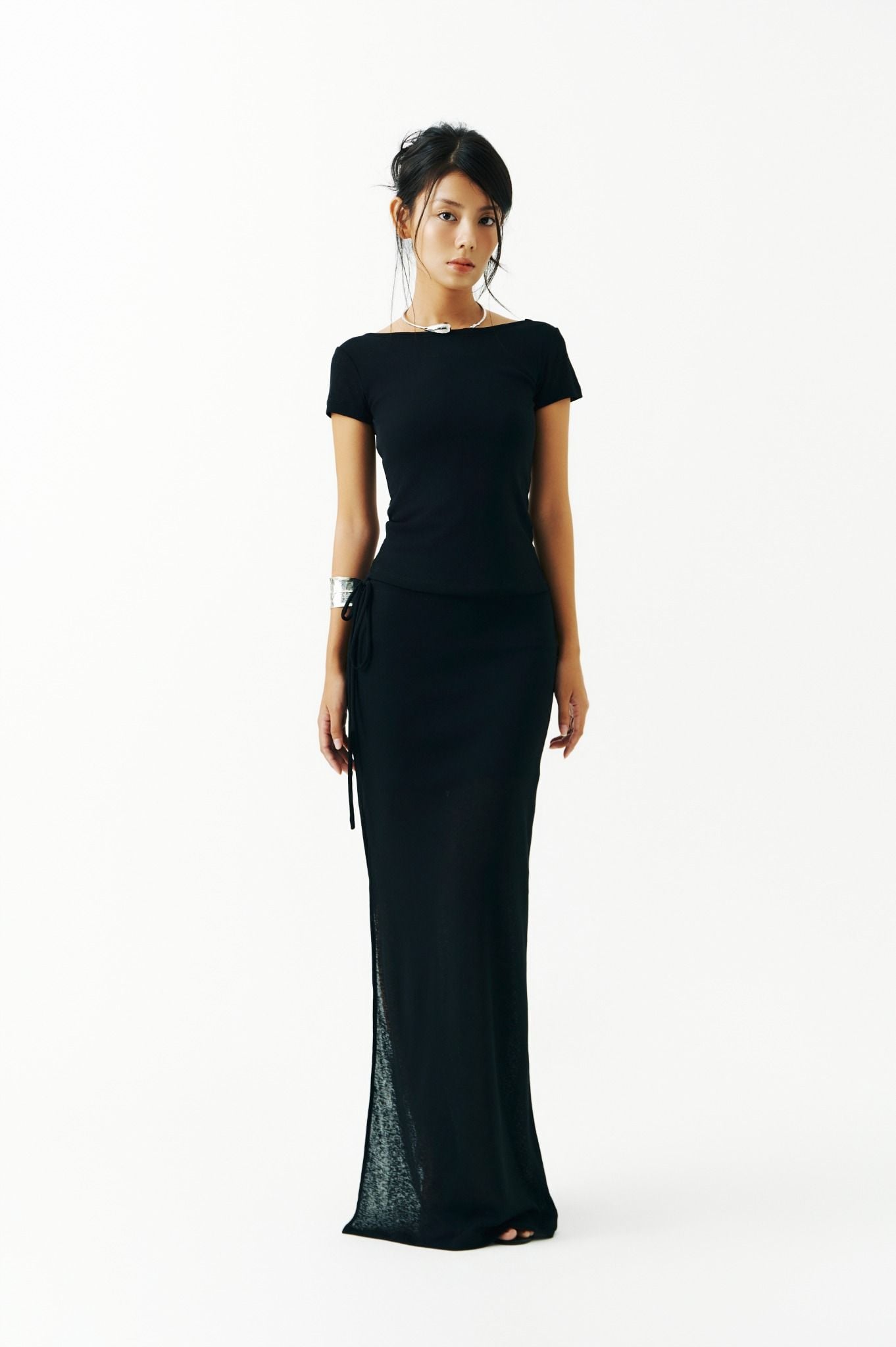 Backlit Skin Top | Áo Tay Ngắn Hở Lưng