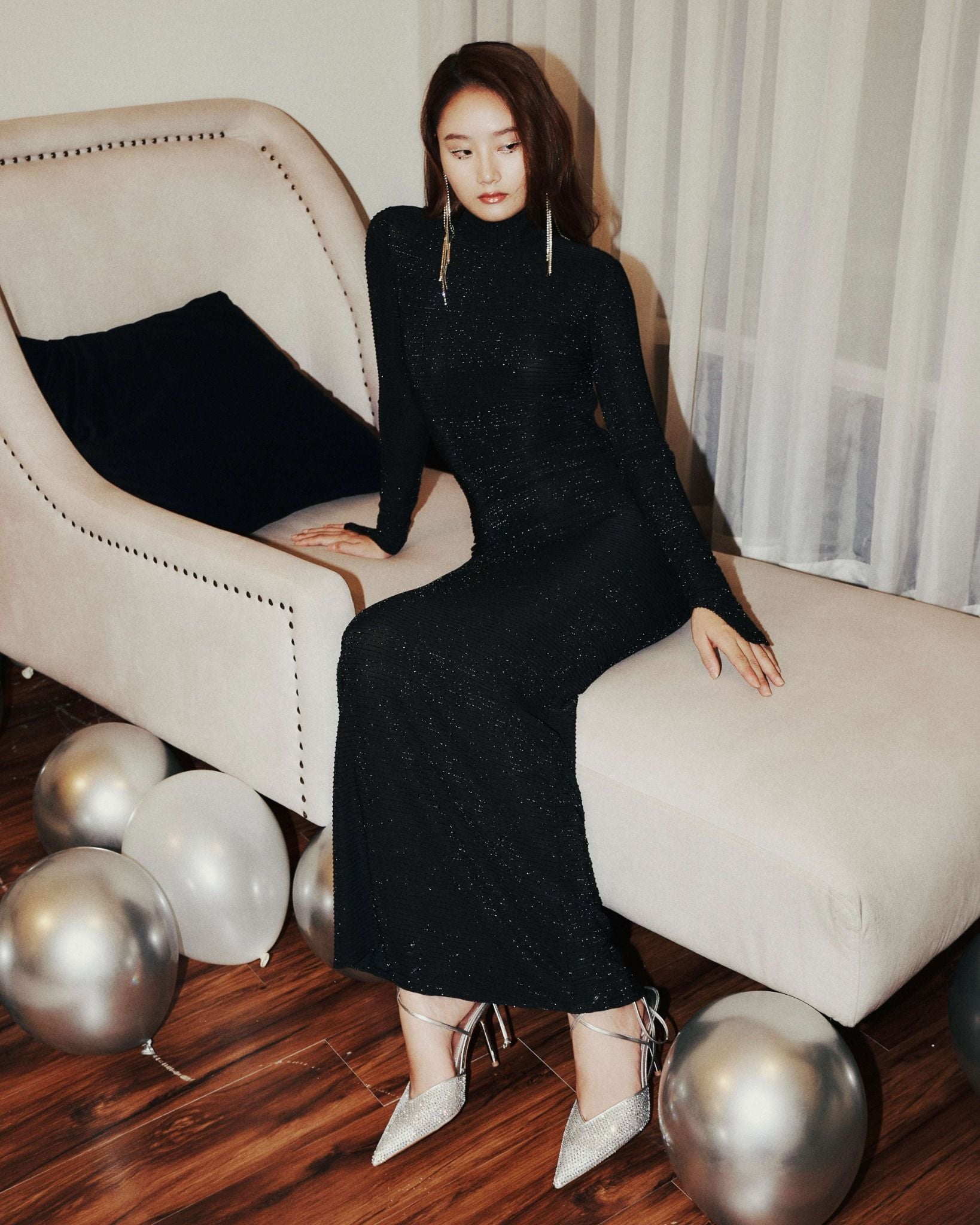 The Empress Dress | Đầm Tay Dài Dáng Ôm