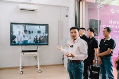 Combo Màn hình tương tác Optoma 5753rk & Video sound bar Yamaha CS-800 cho phòng họp nhỏ/ Huddle room