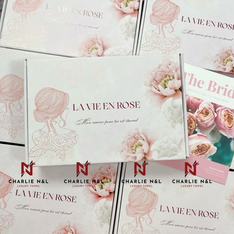 Set 2 khăn quà tặng Charlie- Lavie En Rose 01