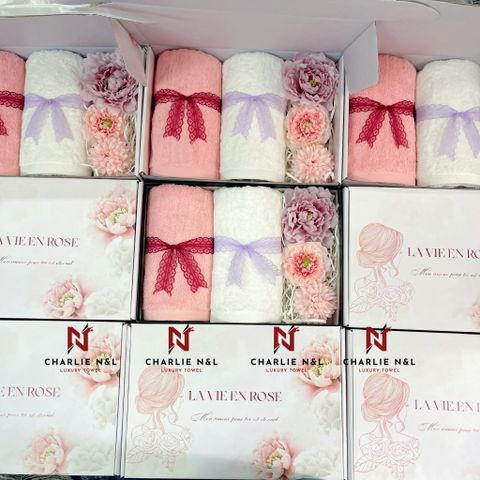 Set 2 khăn quà tặng Charlie- Lavie En Rose 02