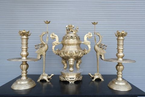 Đỉnh Đồng Ngũ Sự Bằng Đồng Vàng Song Long Chầu Nguyệt Cao 60 Cm Chữ Việt