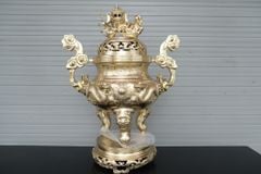 Bộ Ngũ Sự Bằng Đồng Cát Tút  Song Long Chầu Nguyệt Cao 60 Catut + Đèn Cao 45cm + Ngai Chén + Ba Đài 10+ Bát Hương DK20 + Ống Hương