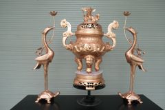 Nhân bản từ Bộ Ngũ Sự Bằng Đồng Đỏ Cao 70 Song Long Chầu Mặt Nguyệt Đồng Đỏ Mộc