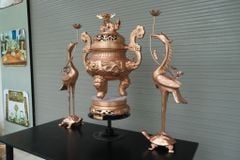 Bộ Ngũ Sự Bằng Đồng Đỏ Cao 70cm + Mâm Bồng 35cm Song Long Chầu Mặt Nguyệt Đồng Đỏ Mộc