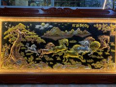 Tranh Mã Đáo Thành Công Kích Thước 230 x120  Đồng Đỏ Nền Đen Dát Vàng - Khung Sồi Đục Hoa Văn