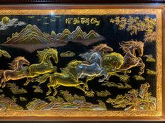 Tranh Mã Đáo Thành Công Kích Thước 230 x120  Đồng Đỏ Nền Đen Dát Vàng - Khung Sồi Đục Hoa Văn