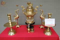 Bộ Ngũ Sự Bằng Đồng Cát Tút  Song Long Chầu Nguyệt Cao 60 Catut