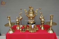 Bộ Ngũ Sự Bằng Đồng Cát Tút  Song Long Chầu Nguyệt Cao 60 Catut + Đèn Cao 45cm + Ngai Chén + Ba Đài 10