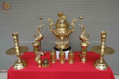 Bộ Ngũ Sự Bằng Đồng Cát Tút  Song Long Chầu Nguyệt Cao 60 Catut + Bộ Ba Đài 10 Catut+ Ống Hương 29 Catut