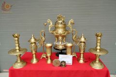 Bộ Ngũ Sự Bằng Đồng Vàng Cao 60 Rồng Vàng Mộc +Đèn Cao 43cm + Ống Hương 29