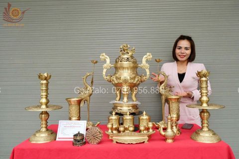 Bộ Ngũ Sự Bằng Đồng Vàng Cao 60 Rồng Vàng Mộc +Ống Hương + Ba Đài + Ngai Chén