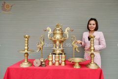 Bộ Ngũ Sự Bằng Đồng Vàng Cao 60 Rồng Vàng Mộc +Mâm Bồng 30+ Ba Đài 10