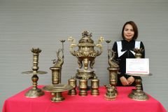Bộ Ngũ Sự Bằng Đồng Vàng Cao 60 Rồng Màu 2 CN + Bộ Ba Đài+ Ống Hương+ Mâm bồng