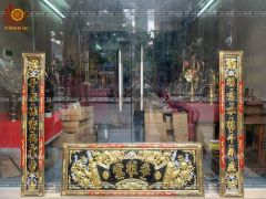 Đại Tự Hoành Phi Câu Đối Đồng vàng Kích Thước Đại Tự 176*68 - Câu Đối 176*28  Nền Đen Dát Vàng 2