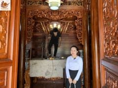 Cuốn thư câu đối gỗ- hương đá cao cấp chữ Việt, Kích thước 1m97*87 câu đối 1m97*28cm