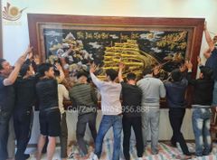 Tranh Thuận Buồm Xuôi Gió Kích Thước 330 x180  Đồng Vàng Nền Đen Dát  - Khung Sồi Đục Hoa Văn