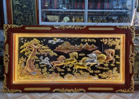 Tranh Mã Đáo Thành Công Kích Thước 170 x 90  Đồng Đỏ  Nền Đen Dát Vàng - Khung Sồi Đục Hoa Văn Dát Vàng Khung