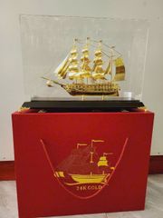 Mô hình Thuyền mạ vàng 24k- Ngang 30cm, cao 22cm, sâu 16cm