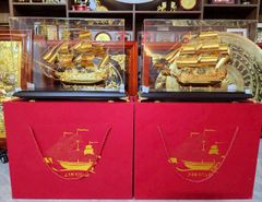Mô hình Thuyền mạ vàng 24k- Ngang 50cm, cao 35cm, sâu 22cm