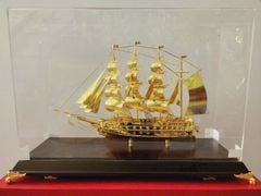 Mô hình Thuyền mạ vàng 24k- Ngang 30cm, cao 22cm, sâu 16cm