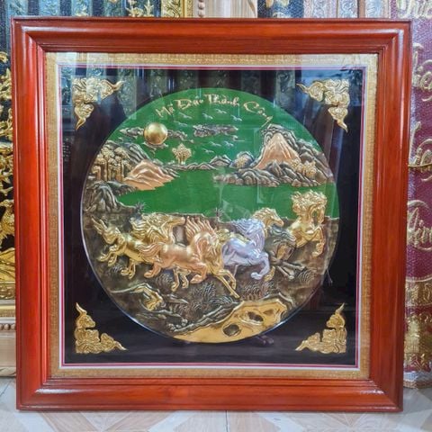 Tranh Mã Đáo Thành Công Kích Thước 80 x 80  Đồng Vàng Xước Dát Vàng - Khung Trơn