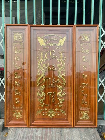 Tranh Thờ Cửu Huyền Thất Tổ Gỗ Gõ Đỏ  Kích Thước 115 x 127 Cm Gỗ Gõ Đỏ, Có Kính