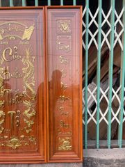 Tranh Thờ Cửu Huyền Thất Tổ Gỗ Gõ Đỏ  Kích Thước 115 x 127 Cm Gỗ Gõ Đỏ, Có Kính