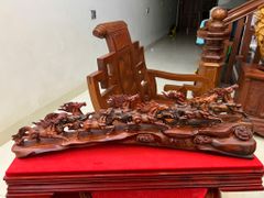 Tượng Linh Vật-Bát mã gỗ trắc việt liền khối 100% chất đỏ đen vân đẹp Kt. Dài 66. C20.s14