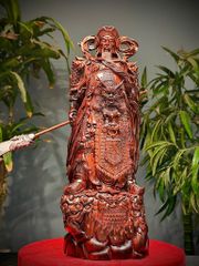 tượng gỗ QUAN CÔNG TRẤN ẢI  gỗ trắc đỏ đen  Kt cao 67 ngang 25 sâu 20  Nguyên khối