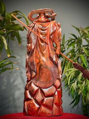 tượng gỗ QUAN CÔNG TRẤN ẢI  gỗ trắc đỏ đen  Kt cao 67 ngang 25 sâu 20  Nguyên khối
