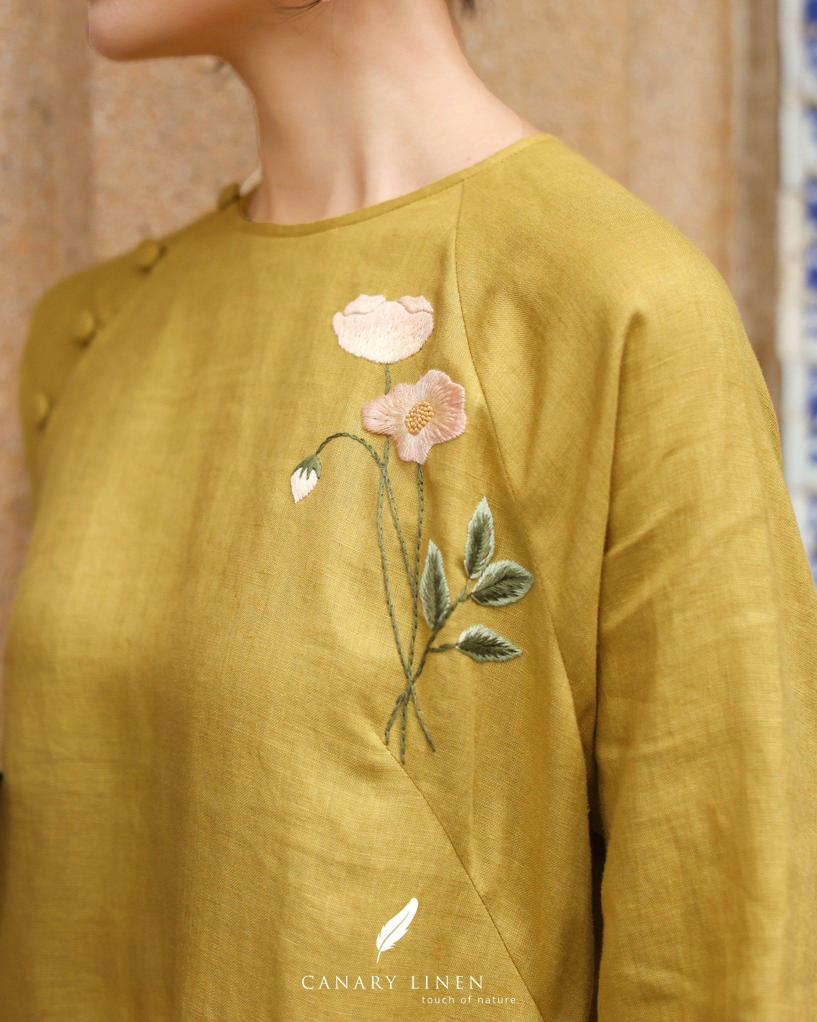  Áo dài cổ tròn - Hoa Anh Túc 