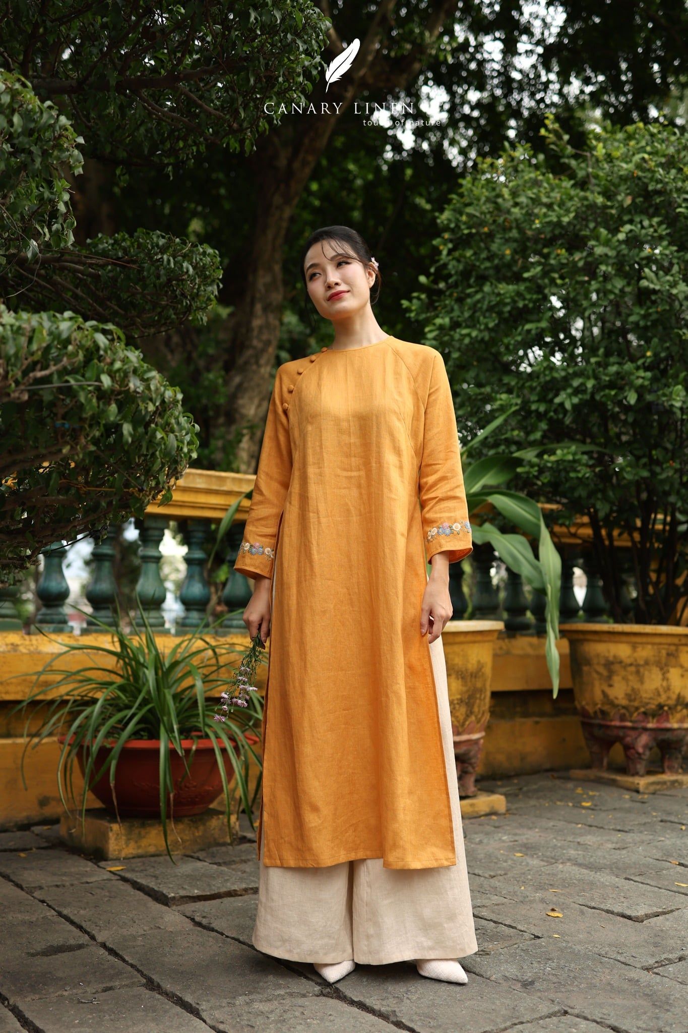  Áo dài cổ tròn - Hoa Thạch Thảo 