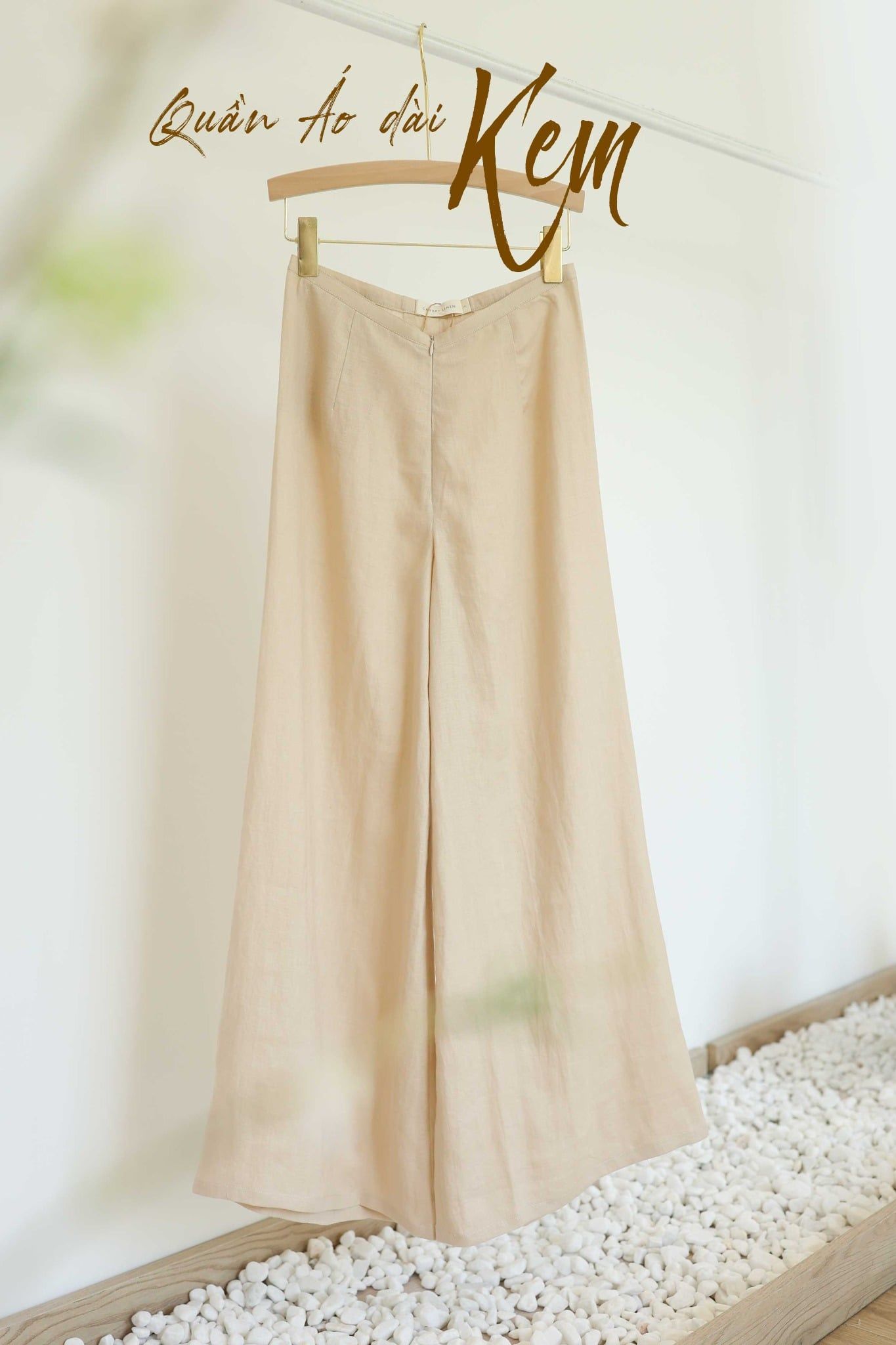  Quần áo dài 2025 kem 