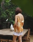  Sola Top - Hoa trắng nền vàng 