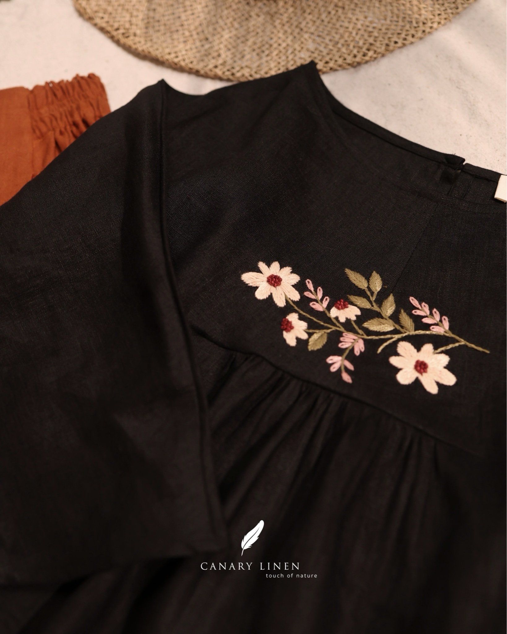  Daisy Top - Đen 