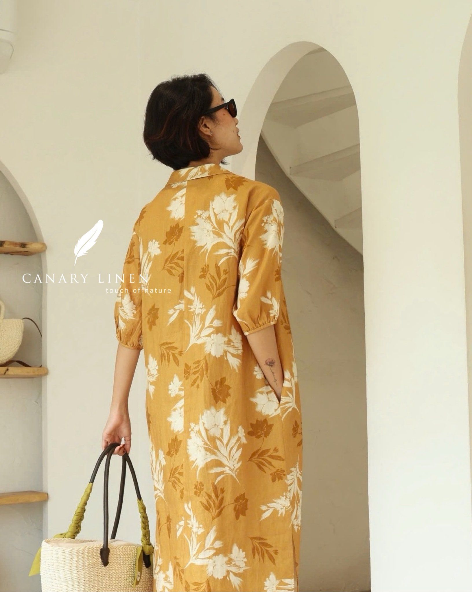  Đầm sơ mi cổ nhật - Hoa Trắng Nền Vàng 