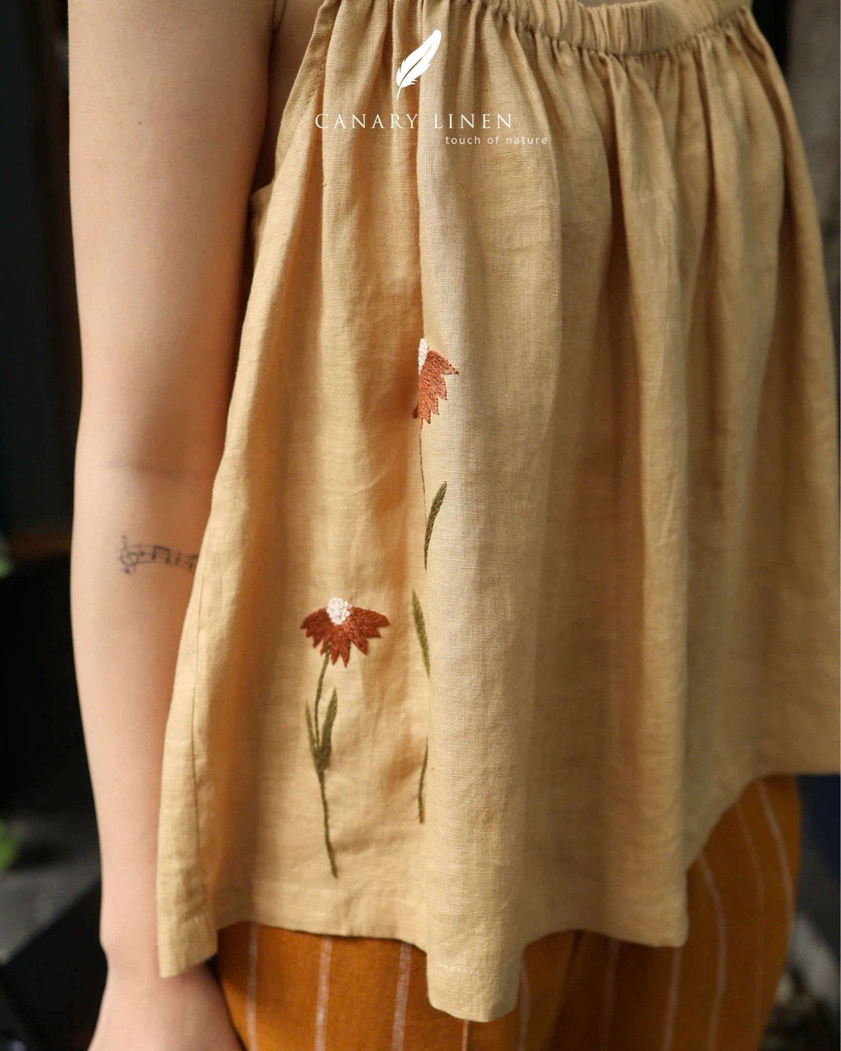  Dalia Top - Vàng gừng 