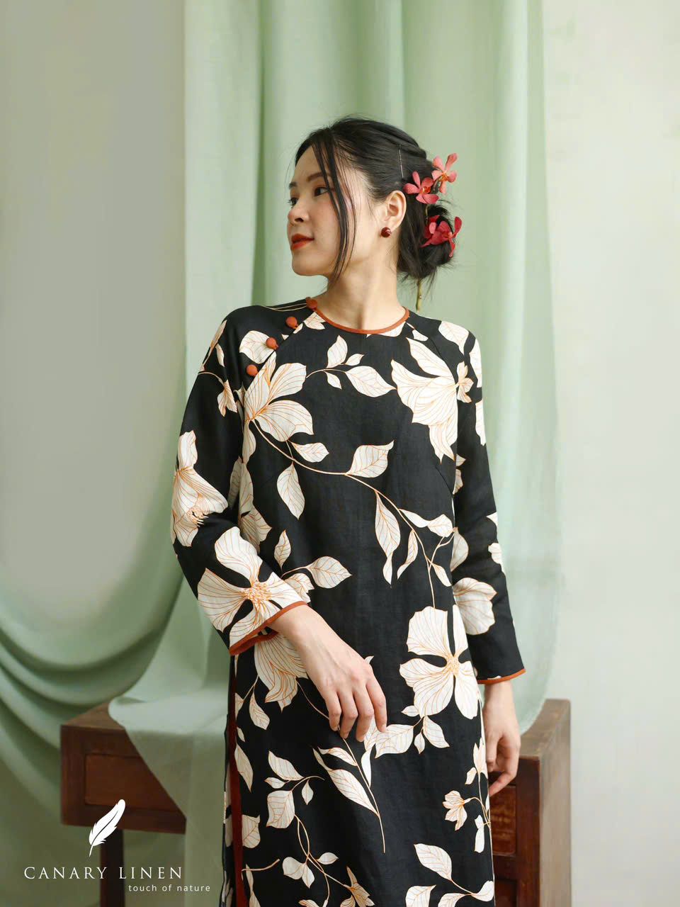  Áo dài cổ tròn Lịch Duyệt 