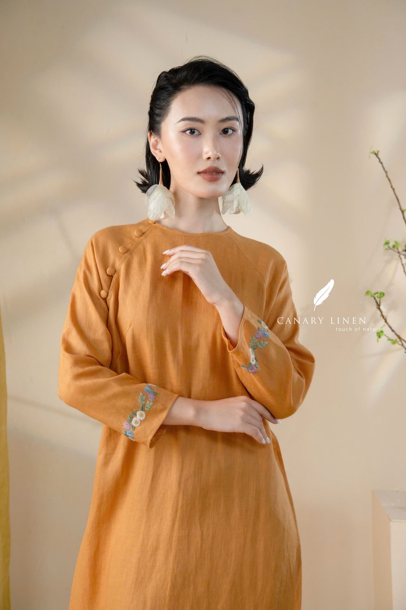  Áo dài cổ tròn - Hoa Thạch Thảo 