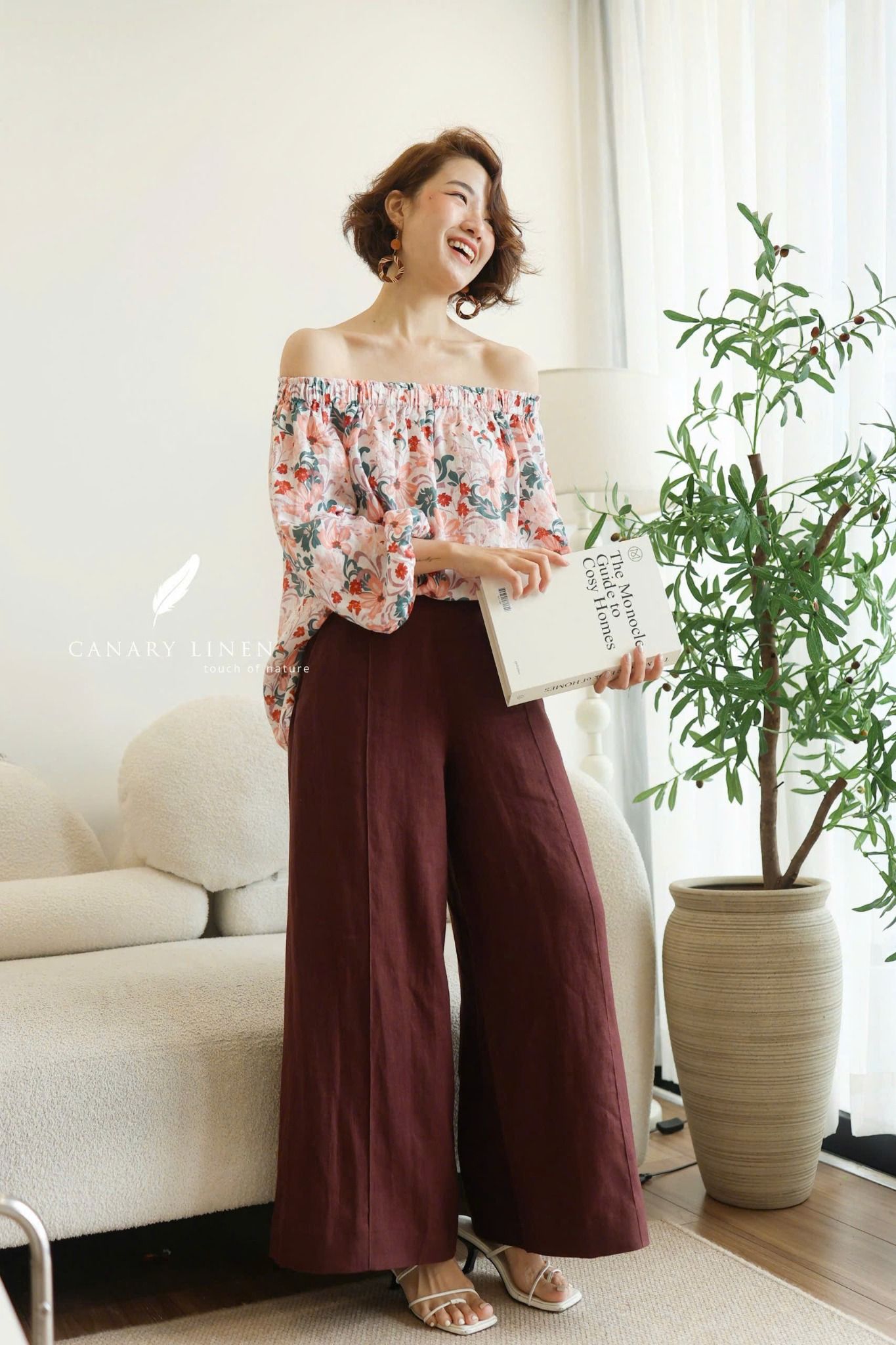  Áo trễ vai tay phồng - Hoa cam 5 cánh 
