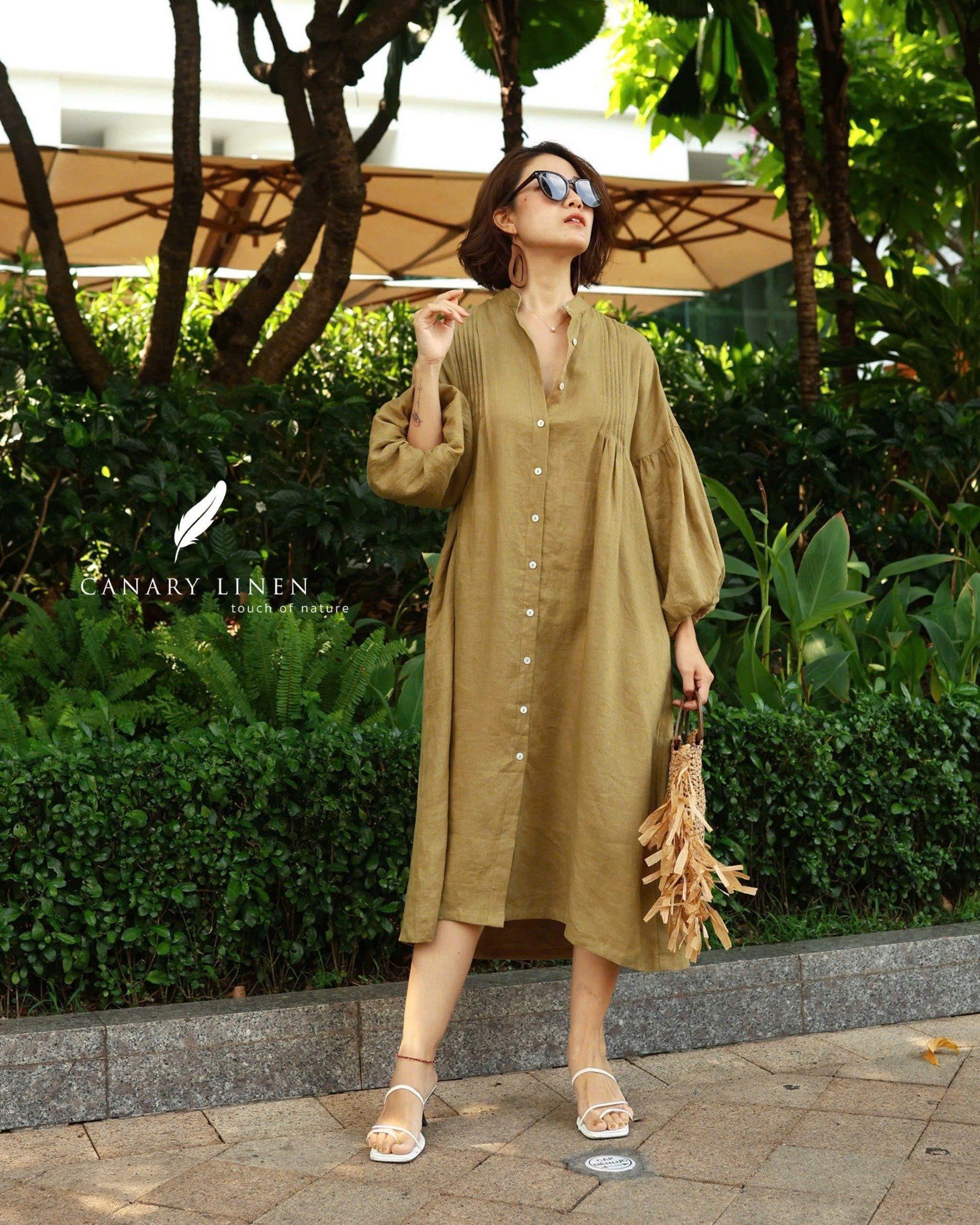  Đầm cổ tàu xếp li - Olive nhạt 